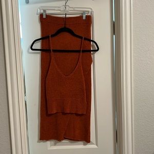 2 piece set - rust color - unaltered - like new